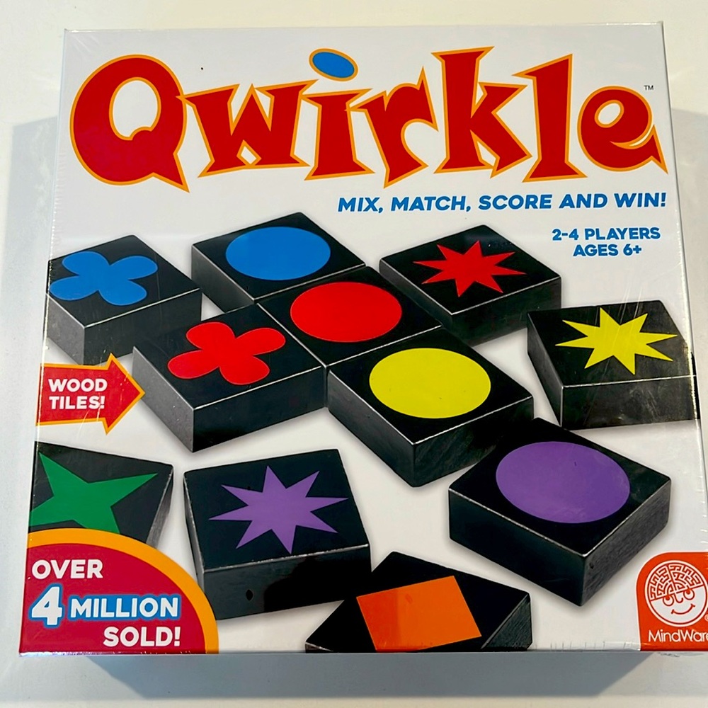 Mindware board game qwirkle mix,match,score and win
